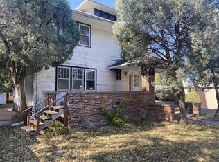 1135 N Burlington Ave, Hastings, NE 68901