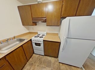 Hide-A-Way Apartments, Eugene, OR 97401