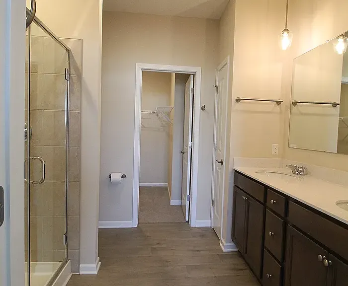 409 Halton Dr — Photo 22