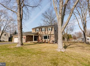 2288 Bramble Gate Dr, Hatfield, PA 19440