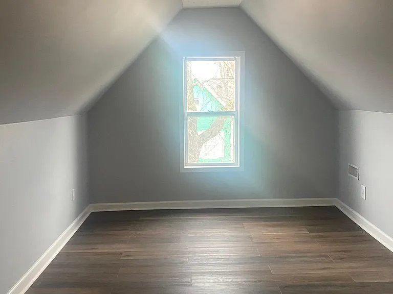 1634 S Talbott St — Photo 13