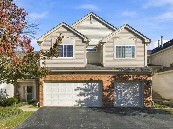 237 Nicole Dr Unit C, South Elgin, IL 60177