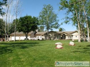 618 N Turnabout Rd, Orange, CA 92869