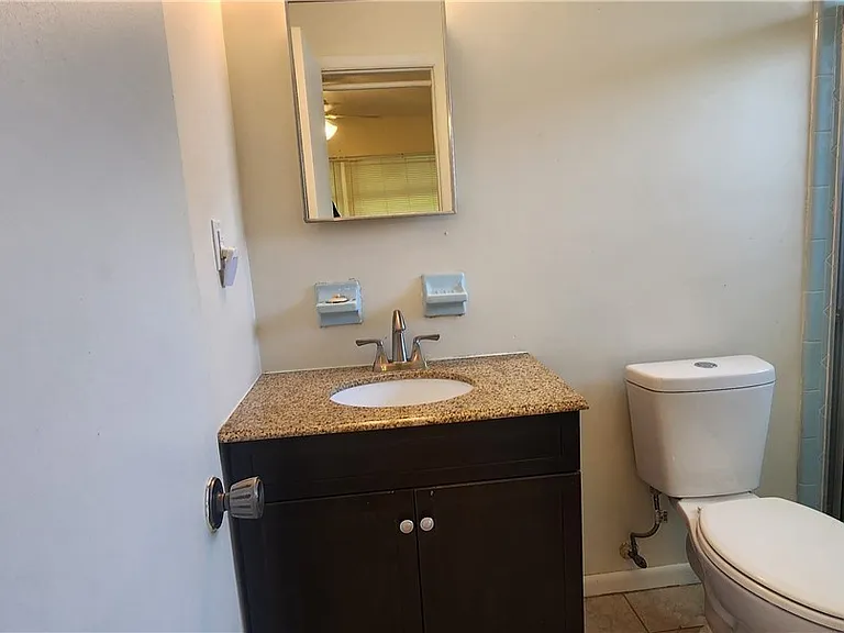 1005 E Jasmine Rd — Photo 13