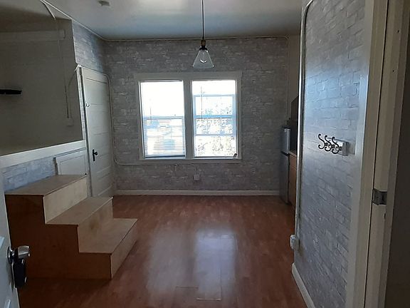 2nd image of 914 N Tower Ave APT 14