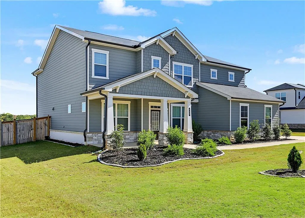 5 bed, 4.0 bath, 3403 sqft, $3,400 — Photo 3