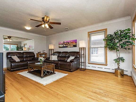 3rd image of 1020 Ivy Ave E