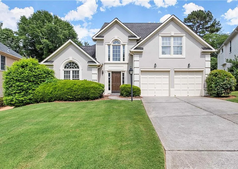 1124 Sadlers Way