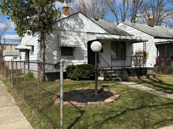 9903 Prest St, Detroit, MI 48227