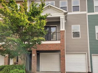 207 Broadgait Brae Rd, Cary, NC 27519