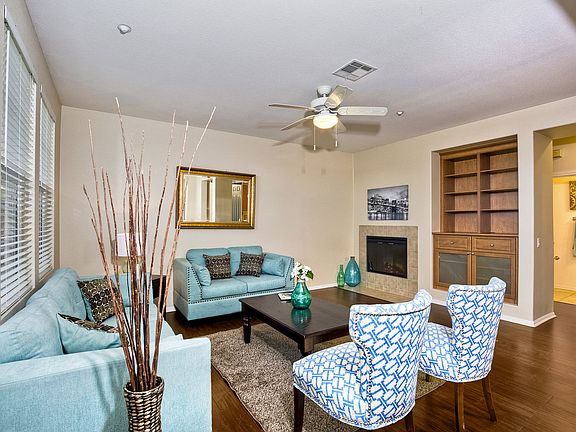 3rd image of 13348 Calle Del Campo Unit 3