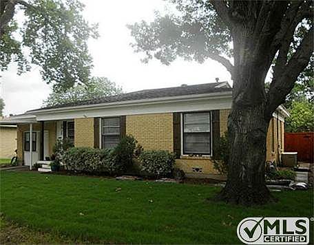 2nd image of 2929 Ryan Place Dr
