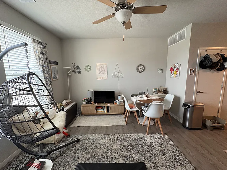 240 E Cottage Grove Rd #611-6 — Photo 25