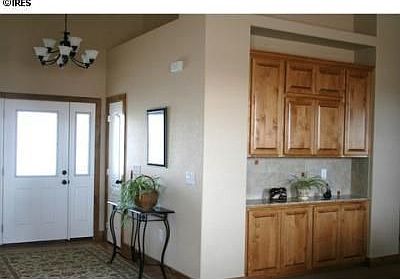 2nd image of 1582 Carriage Dr