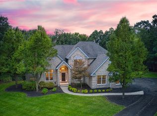194 Camp Meeting Rd, Sewickley, PA 15143