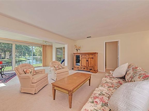 5th image of 5312 Charmes Ct #22