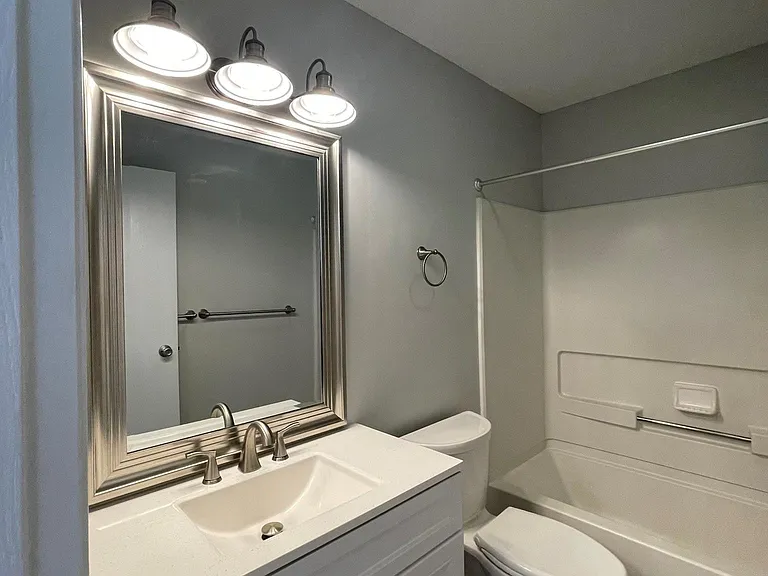 1697 Ridgebury Dr — Photo 17