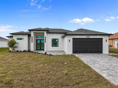 1310 NE 7th Place Cpe, Coral, FL, 33909