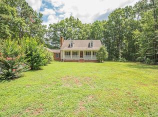 17337 Boyds Ln, Dinwiddie, VA 23841