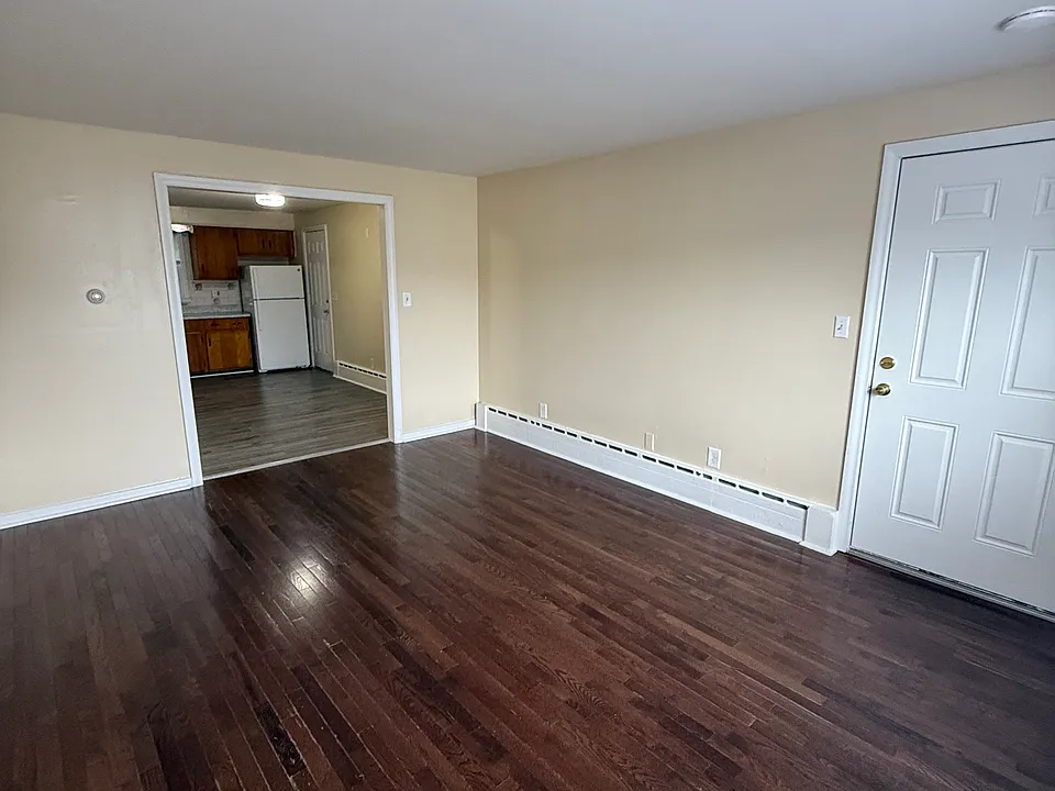 641 Newhall St #2L-1
