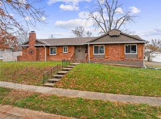 8329 Willow Way, Raytown, MO 64138