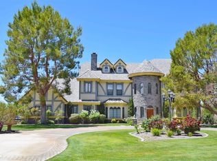 14962 Riverside Dr, Apple Valley, CA 92307