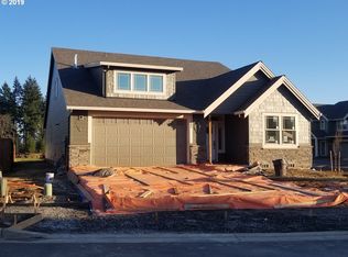 19505 Hazel Creek Dr, Oregon City, OR 97045