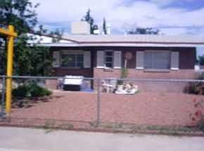 2nd image of 5711 Macon Ln #Na