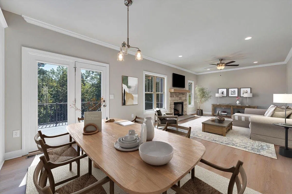 5 bed, 3.5 bath, 2877 sqft, $2,999 — Photo 2
