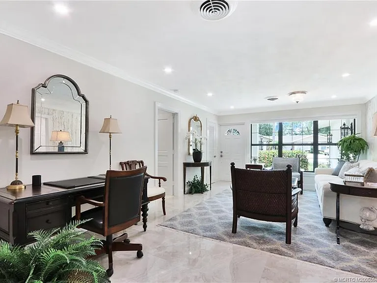 21 Emarita Way — Photo 6