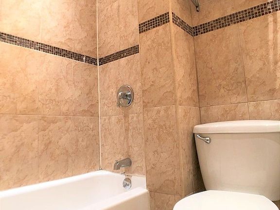 5th image of 416 W 25th St #1W