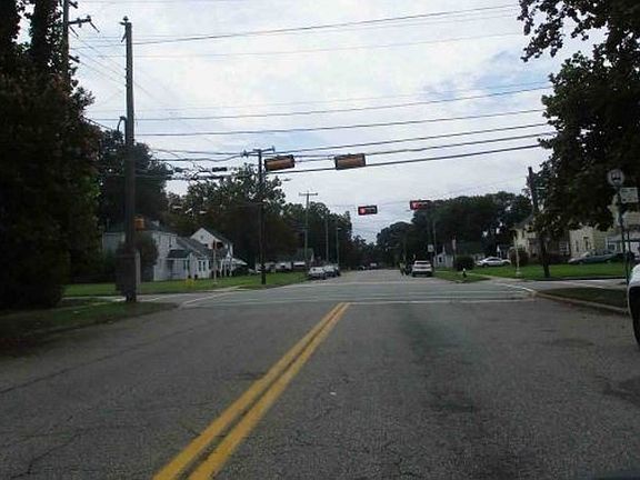 Exterior Neighborhood (street photo)