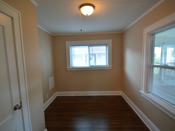 5th image of 4611 Newton Ave N