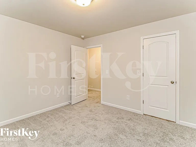 1136 Scarlett Dr — Photo 15