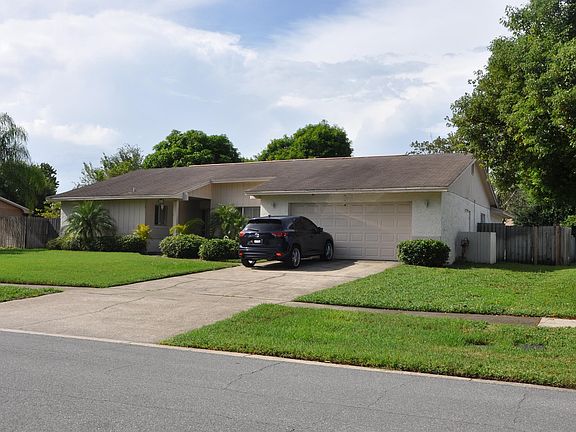 4th image of 8609 Sunny Hollow Ln
