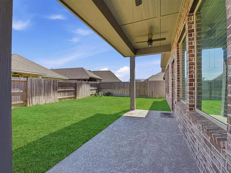 1338 Lakeside Creek Rd — Photo 26