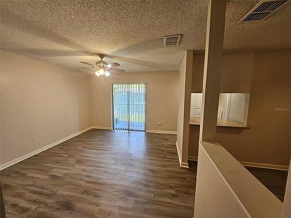 4th image of 4136 Pershing Pointe Pl APT 4