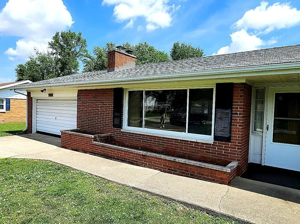 2394 S Sunset Dr, Connersville, IN 47331