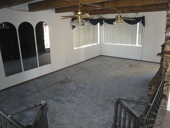 3rd image of 184 Wayfarer Ln