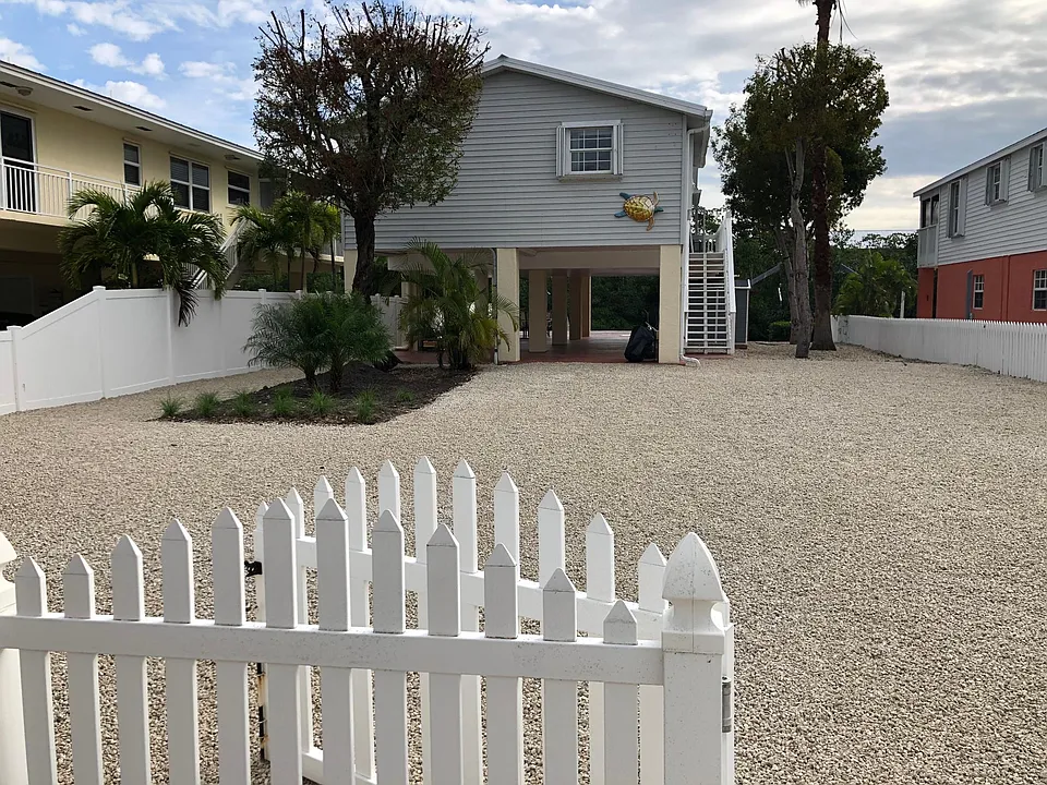 232 La Paloma Rd