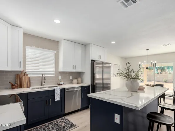 25620 S CLOVERLAND Drive, Sun Lakes, AZ 85248