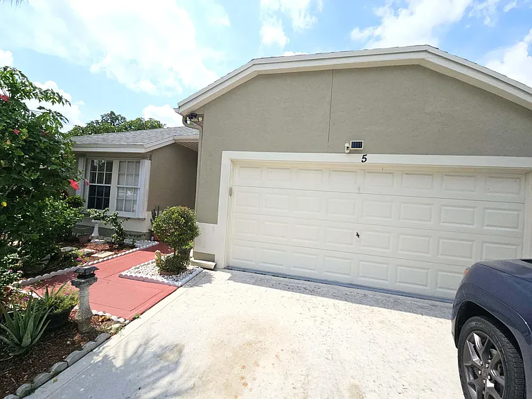 5 Heather Trace Dr — Photo 3