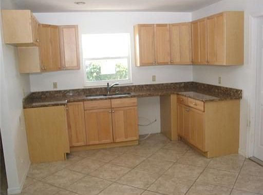 2nd image of 1670 Thumb Point Dr