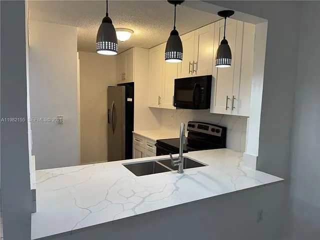 15610 SW 80th St #J-105 — Photo 2