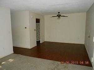 1 THOMPSON RD APT B. MANCHESTER, CT. 06040