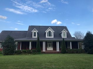 1943 Old Grimsley Rd, Grimsley, TN 38565
