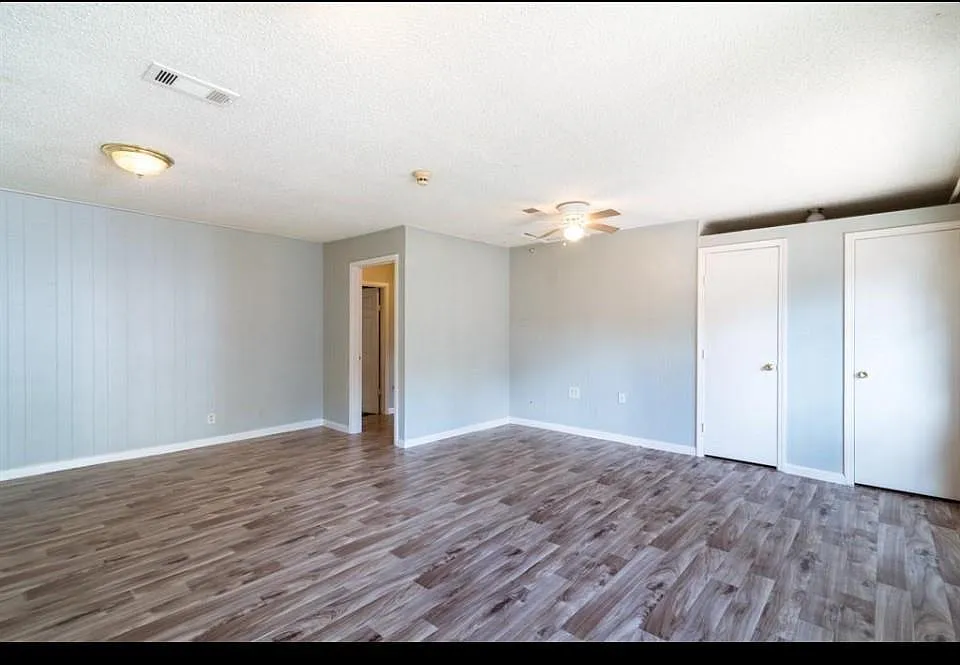 3 bed, 1.0 bath, 1474 sqft, $1,495 — Photo 3