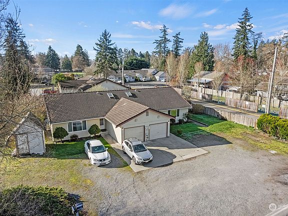 4th image of 710 712 99th Street E