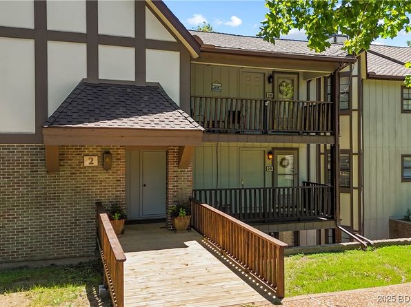 15 Waterfall Cir #2B, Lake Ozark, MO 65049