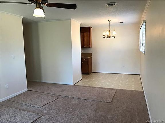 4th image of 206 Freedom Dr